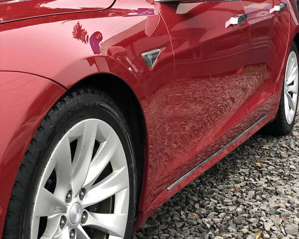 Червоний Тесла Модель С, об'ємом двигуна 0 л та пробігом 160 тис. км за 16900 $, фото 15 на Automoto.ua