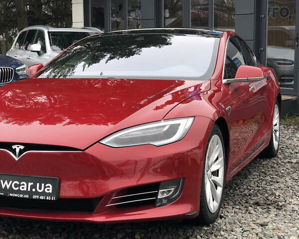 Червоний Тесла Модель С, об'ємом двигуна 0 л та пробігом 160 тис. км за 16900 $, фото 1 на Automoto.ua