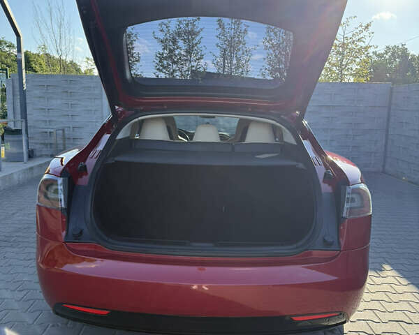 Тесла Модель С 2016 у Белой Церкве на Automoto.ua Червоний Тесла Модель С, об'ємом двигуна 0 л та пробігом 135 тис. км за 17900 $, фото 17 на Automoto.ua