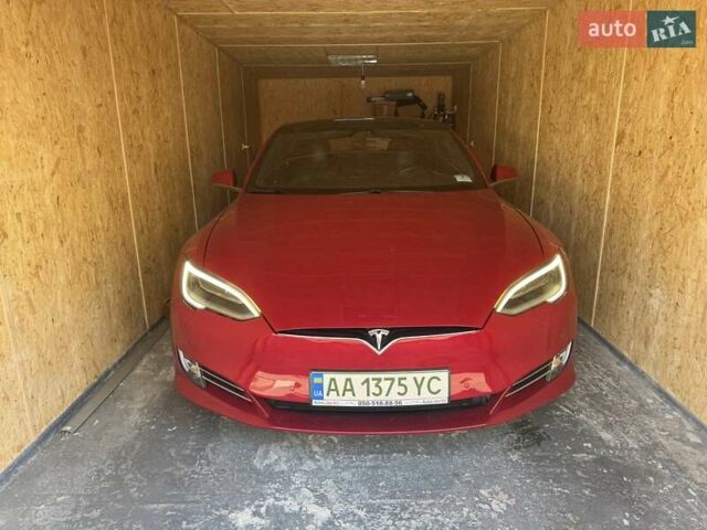 Красный Тесла Модель С, объемом двигателя 0 л и пробегом 122 тыс. км за 20500 $, фото 20 на Automoto.ua