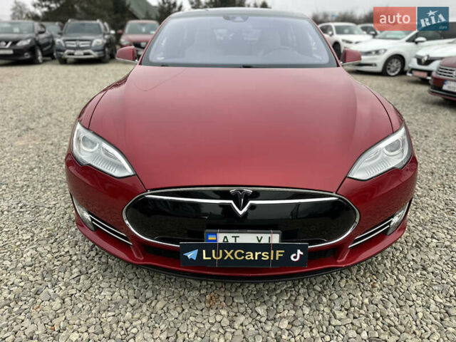 Красный Тесла Модель С, объемом двигателя 0 л и пробегом 198 тыс. км за 16500 $, фото 4 на Automoto.ua