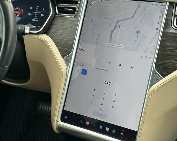 Красный Тесла Модель С, объемом двигателя 0 л и пробегом 198 тыс. км за 16500 $, фото 36 на Automoto.ua