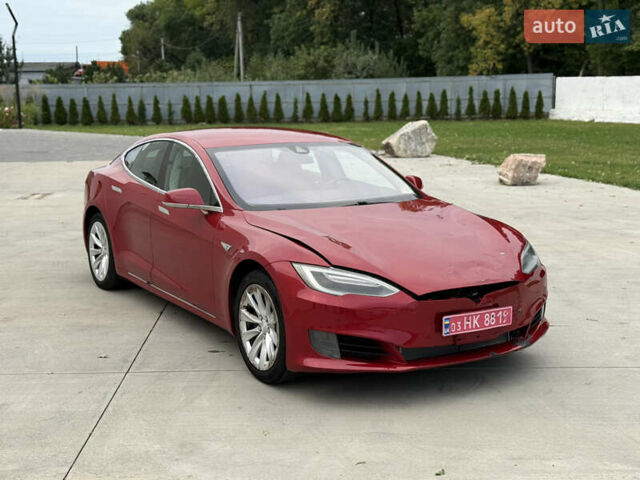 Червоний Тесла Модель С, об'ємом двигуна 0 л та пробігом 190 тис. км за 12200 $, фото 10 на Automoto.ua
