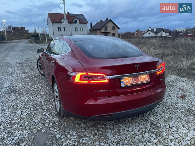 Красный Тесла Модель С, объемом двигателя 0 л и пробегом 190 тыс. км за 15001 $, фото 2 на Automoto.ua