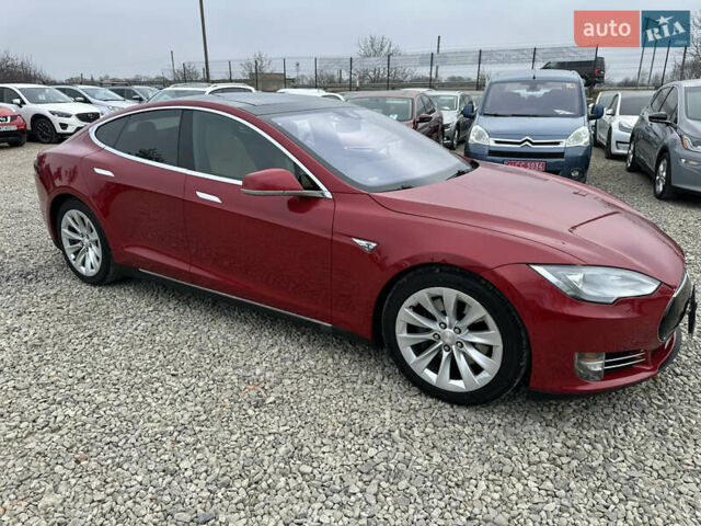 Красный Тесла Модель С, объемом двигателя 0 л и пробегом 198 тыс. км за 16500 $, фото 15 на Automoto.ua