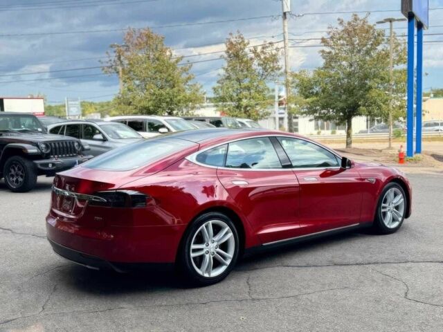 Червоний Тесла Модель С, об'ємом двигуна 0 л та пробігом 76 тис. км за 7800 $, фото 5 на Automoto.ua