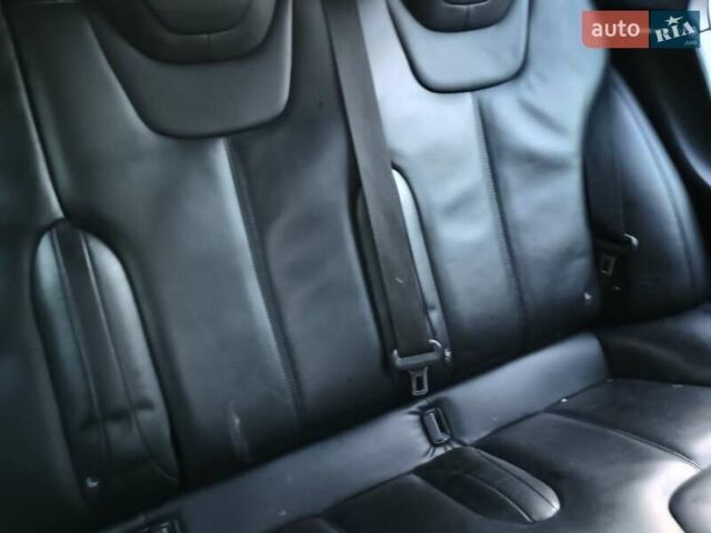 Красный Тесла Модель С, объемом двигателя 0 л и пробегом 237 тыс. км за 13500 $, фото 7 на Automoto.ua