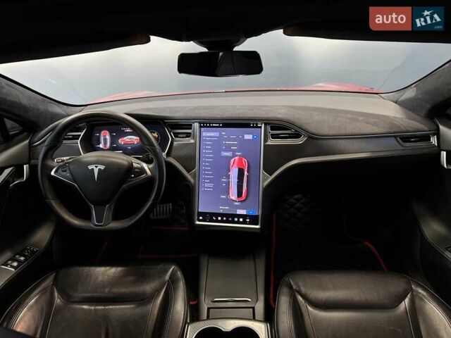 Красный Тесла Модель С, объемом двигателя 0 л и пробегом 234 тыс. км за 16300 $, фото 31 на Automoto.ua