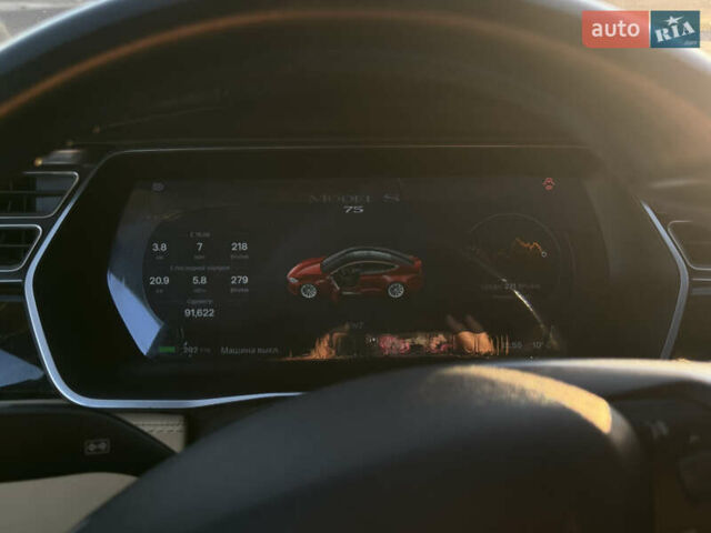 Красный Тесла Модель С, объемом двигателя 0 л и пробегом 91 тыс. км за 17000 $, фото 16 на Automoto.ua