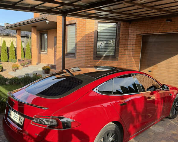 Тесла Модель С 2016 у Белой Церкве на Automoto.ua Червоний Тесла Модель С, об'ємом двигуна 0 л та пробігом 135 тис. км за 17900 $, фото 6 на Automoto.ua