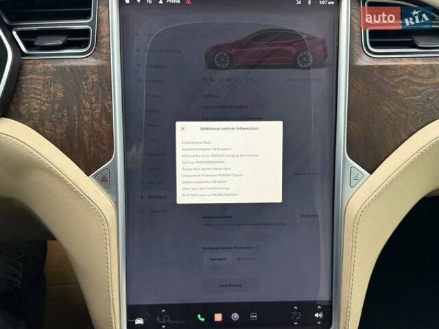 Красный Тесла Модель С, объемом двигателя 0 л и пробегом 157 тыс. км за 9800 $, фото 21 на Automoto.ua