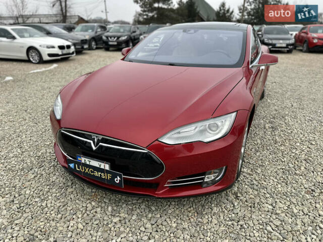 Красный Тесла Модель С, объемом двигателя 0 л и пробегом 198 тыс. км за 16500 $, фото 5 на Automoto.ua