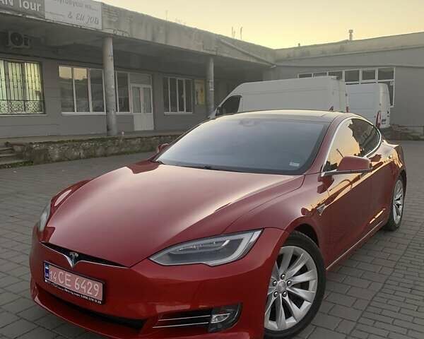 Червоний Тесла Модель С, об'ємом двигуна 0 л та пробігом 82 тис. км за 16500 $, фото 2 на Automoto.ua