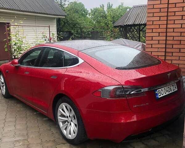 Красный Тесла Модель С, объемом двигателя 0 л и пробегом 130 тыс. км за 28999 $, фото 4 на Automoto.ua
