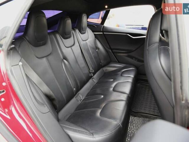 Червоний Тесла Модель С, об'ємом двигуна 0 л та пробігом 172 тис. км за 17000 $, фото 10 на Automoto.ua