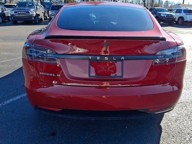 Красный Тесла Модель С, объемом двигателя 0 л и пробегом 67 тыс. км за 14000 $, фото 4 на Automoto.ua