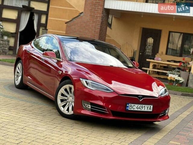 Красный Тесла Модель С, объемом двигателя 0 л и пробегом 56 тыс. км за 23500 $, фото 30 на Automoto.ua