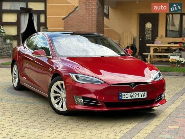 Красный Тесла Модель С, объемом двигателя 0 л и пробегом 56 тыс. км за 23500 $, фото 14 на Automoto.ua