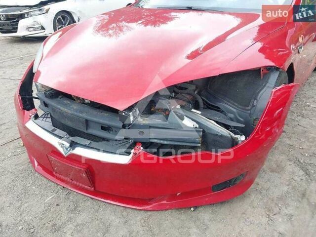 Червоний Тесла Модель С, об'ємом двигуна 0 л та пробігом 123 тис. км за 14000 $, фото 5 на Automoto.ua