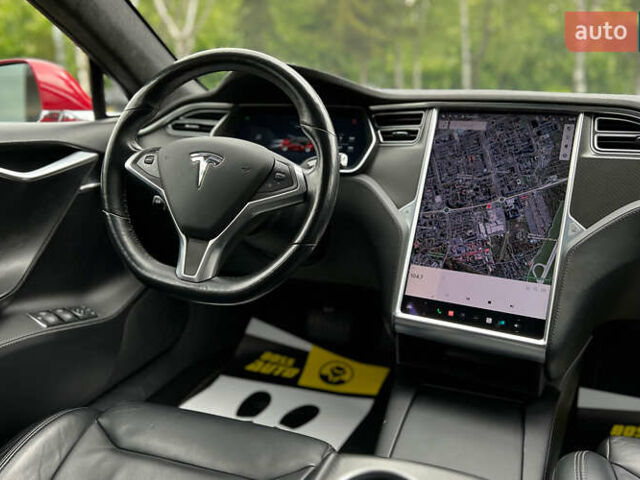 Красный Тесла Модель С, объемом двигателя 0 л и пробегом 117 тыс. км за 17990 $, фото 14 на Automoto.ua