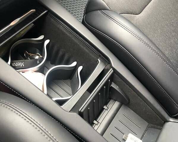 Красный Тесла Модель С, объемом двигателя 0 л и пробегом 130 тыс. км за 28999 $, фото 39 на Automoto.ua