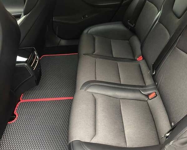 Красный Тесла Модель С, объемом двигателя 0 л и пробегом 130 тыс. км за 28999 $, фото 33 на Automoto.ua