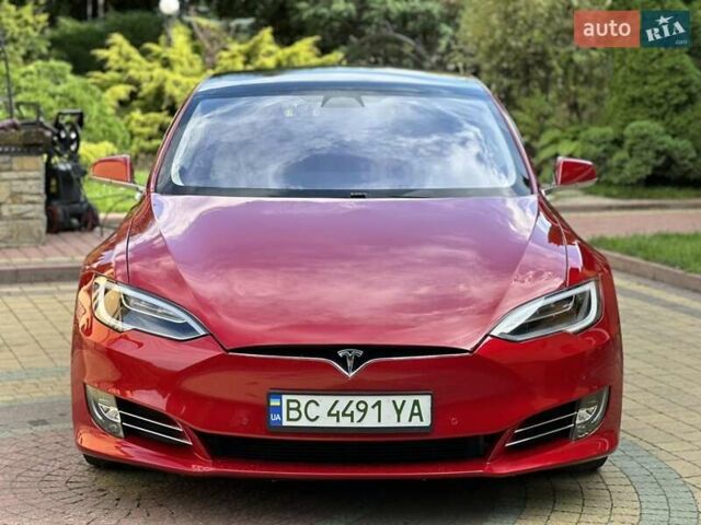 Красный Тесла Модель С, объемом двигателя 0 л и пробегом 56 тыс. км за 23500 $, фото 9 на Automoto.ua