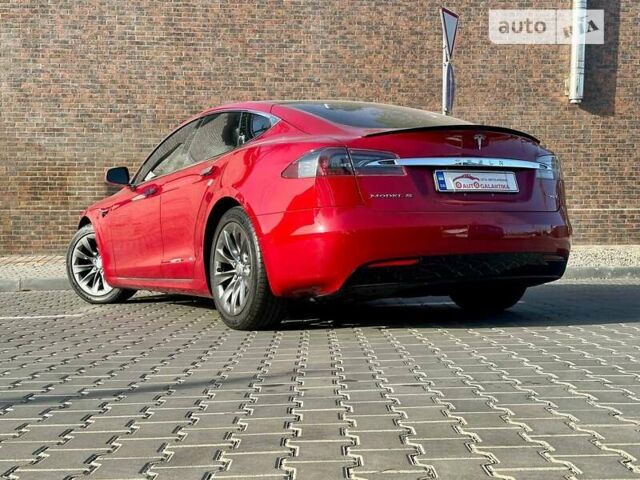 Червоний Тесла Модель С, об'ємом двигуна 0 л та пробігом 99 тис. км за 25999 $, фото 20 на Automoto.ua