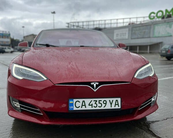 Червоний Тесла Модель С, об'ємом двигуна 0 л та пробігом 125 тис. км за 16800 $, фото 2 на Automoto.ua