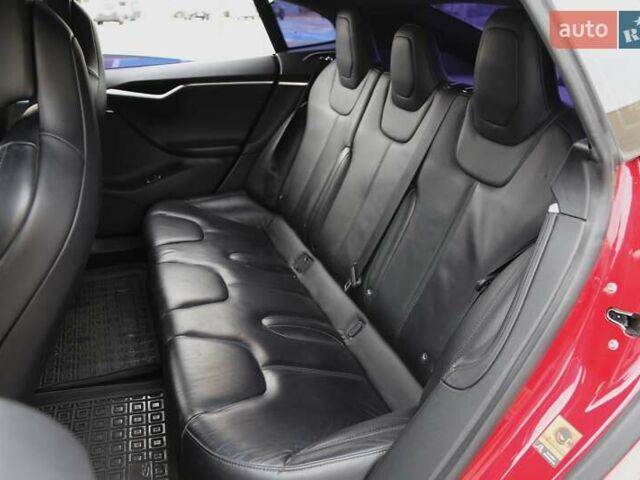 Червоний Тесла Модель С, об'ємом двигуна 0 л та пробігом 172 тис. км за 17000 $, фото 9 на Automoto.ua