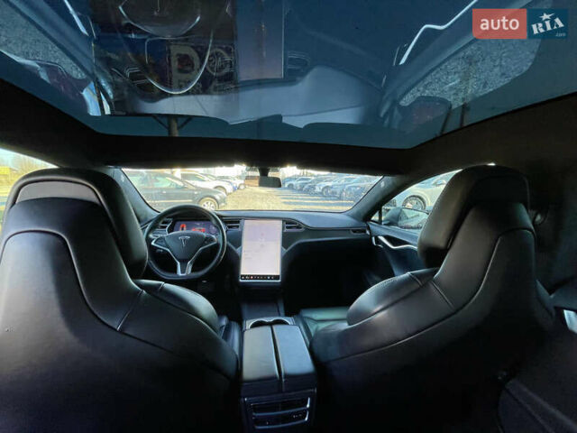 Красный Тесла Модель С, объемом двигателя 0 л и пробегом 87 тыс. км за 16350 $, фото 39 на Automoto.ua