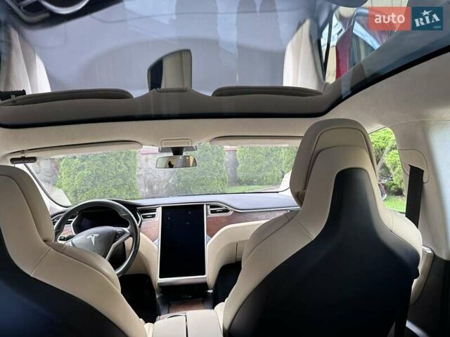 Красный Тесла Модель С, объемом двигателя 0 л и пробегом 56 тыс. км за 23500 $, фото 17 на Automoto.ua