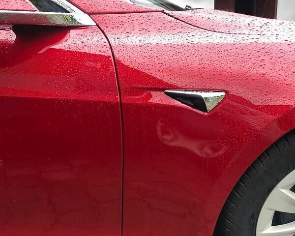 Красный Тесла Модель С, объемом двигателя 0 л и пробегом 130 тыс. км за 28999 $, фото 22 на Automoto.ua