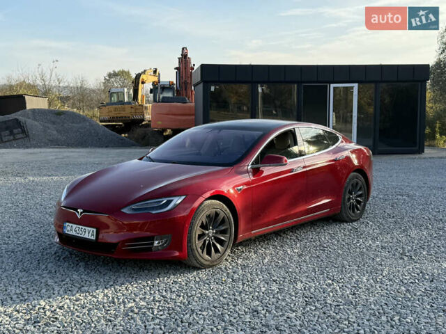 Красный Тесла Модель С, объемом двигателя 0 л и пробегом 124 тыс. км за 15800 $, фото 6 на Automoto.ua