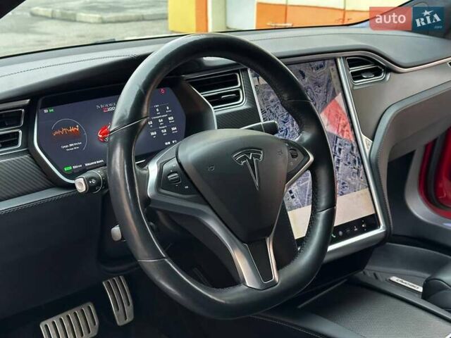 Красный Тесла Модель С, объемом двигателя 0 л и пробегом 163 тыс. км за 22000 $, фото 29 на Automoto.ua