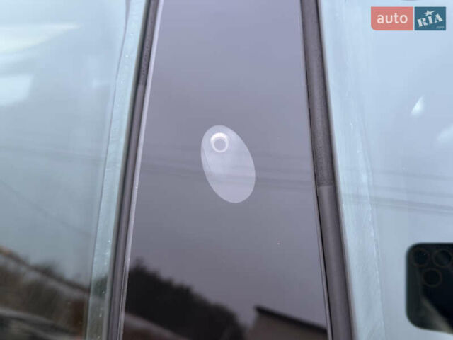 Красный Тесла Модель С, объемом двигателя 0 л и пробегом 204 тыс. км за 18300 $, фото 10 на Automoto.ua