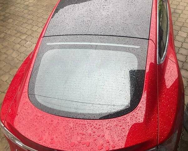 Красный Тесла Модель С, объемом двигателя 0 л и пробегом 130 тыс. км за 28999 $, фото 10 на Automoto.ua