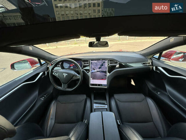Красный Тесла Модель С, объемом двигателя 0 л и пробегом 183 тыс. км за 15350 $, фото 18 на Automoto.ua