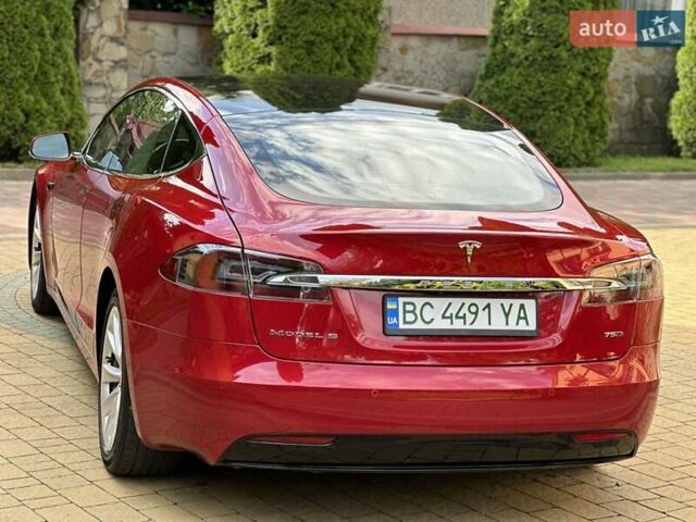 Красный Тесла Модель С, объемом двигателя 0 л и пробегом 56 тыс. км за 23500 $, фото 16 на Automoto.ua