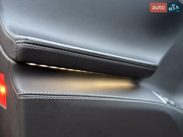 Красный Тесла Модель С, объемом двигателя 0 л и пробегом 204 тыс. км за 18300 $, фото 19 на Automoto.ua