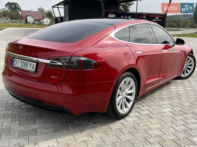 Красный Тесла Модель С, объемом двигателя 0 л и пробегом 100 тыс. км за 21500 $, фото 2 на Automoto.ua