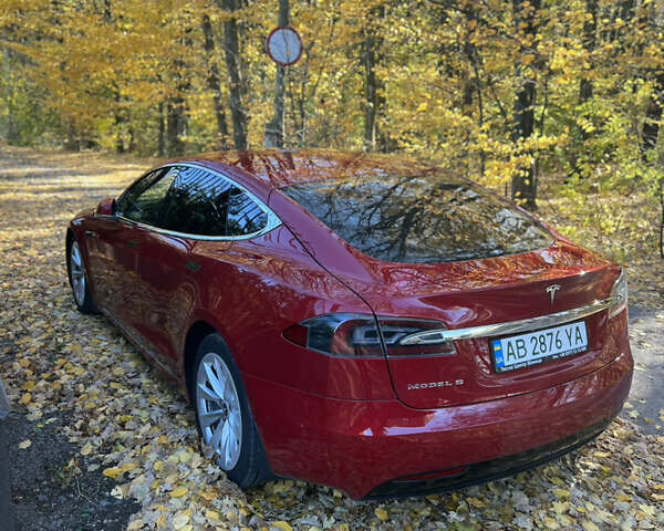 Красный Тесла Модель С, объемом двигателя 0 л и пробегом 94 тыс. км за 17900 $, фото 5 на Automoto.ua