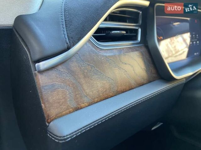 Красный Тесла Модель С, объемом двигателя 0 л и пробегом 113 тыс. км за 21800 $, фото 18 на Automoto.ua