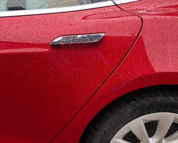 Красный Тесла Модель С, объемом двигателя 0 л и пробегом 130 тыс. км за 28999 $, фото 16 на Automoto.ua