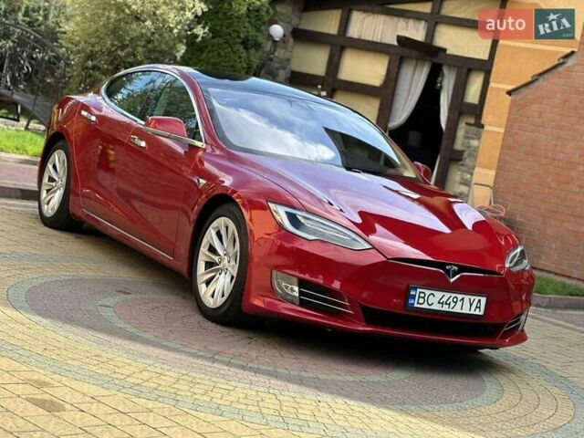 Красный Тесла Модель С, объемом двигателя 0 л и пробегом 56 тыс. км за 23500 $, фото 28 на Automoto.ua