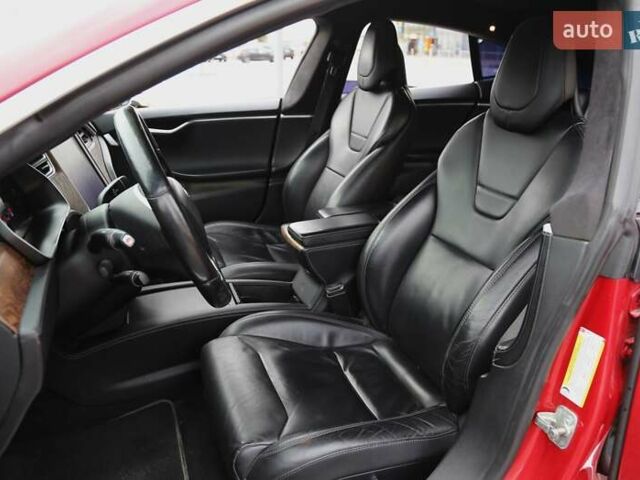 Червоний Тесла Модель С, об'ємом двигуна 0 л та пробігом 172 тис. км за 17000 $, фото 8 на Automoto.ua