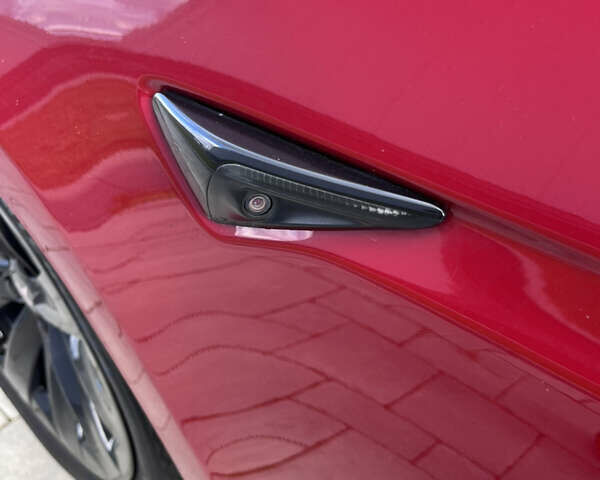 Красный Тесла Модель С, объемом двигателя 0 л и пробегом 134 тыс. км за 20000 $, фото 10 на Automoto.ua