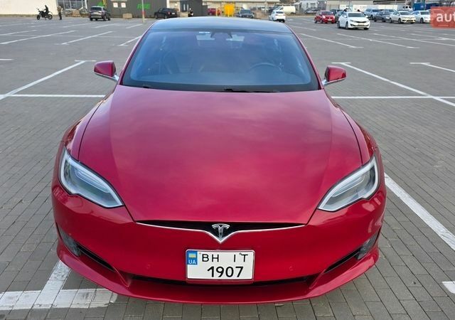 Червоний Тесла Модель С, об'ємом двигуна 0 л та пробігом 104 тис. км за 16300 $, фото 2 на Automoto.ua