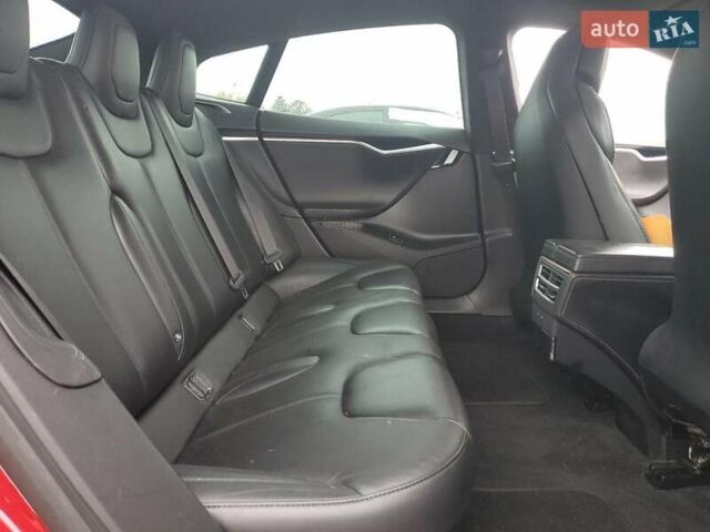 Красный Тесла Модель С, объемом двигателя 0 л и пробегом 125 тыс. км за 6800 $, фото 9 на Automoto.ua