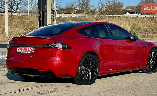 Красный Тесла Модель С, объемом двигателя 0 л и пробегом 87 тыс. км за 16350 $, фото 26 на Automoto.ua